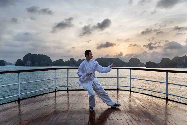 Du thuyền Emeraude 37 cabin